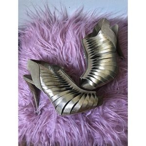 Gold BCBGeneration | Caged Peep Toe | Devon Heel